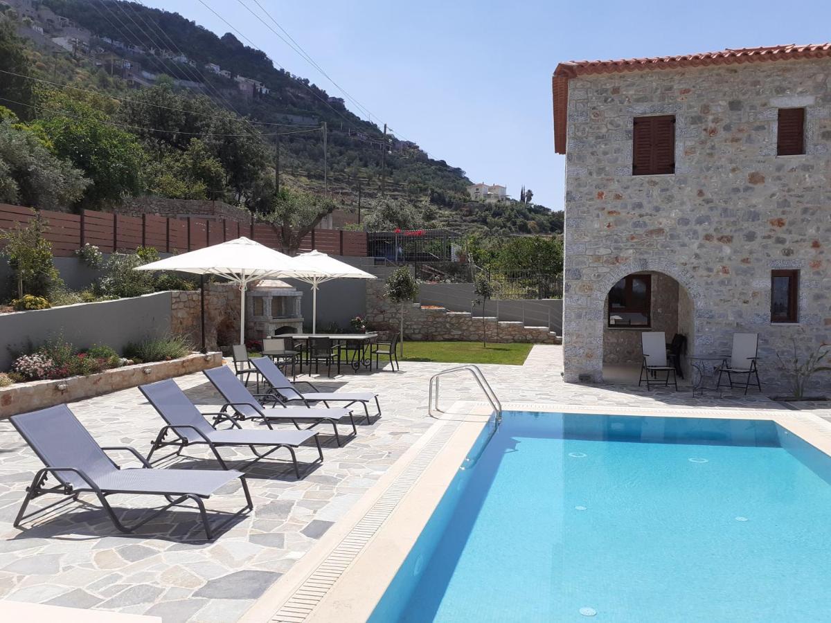 Villa Dafni Kalamata Esterno foto