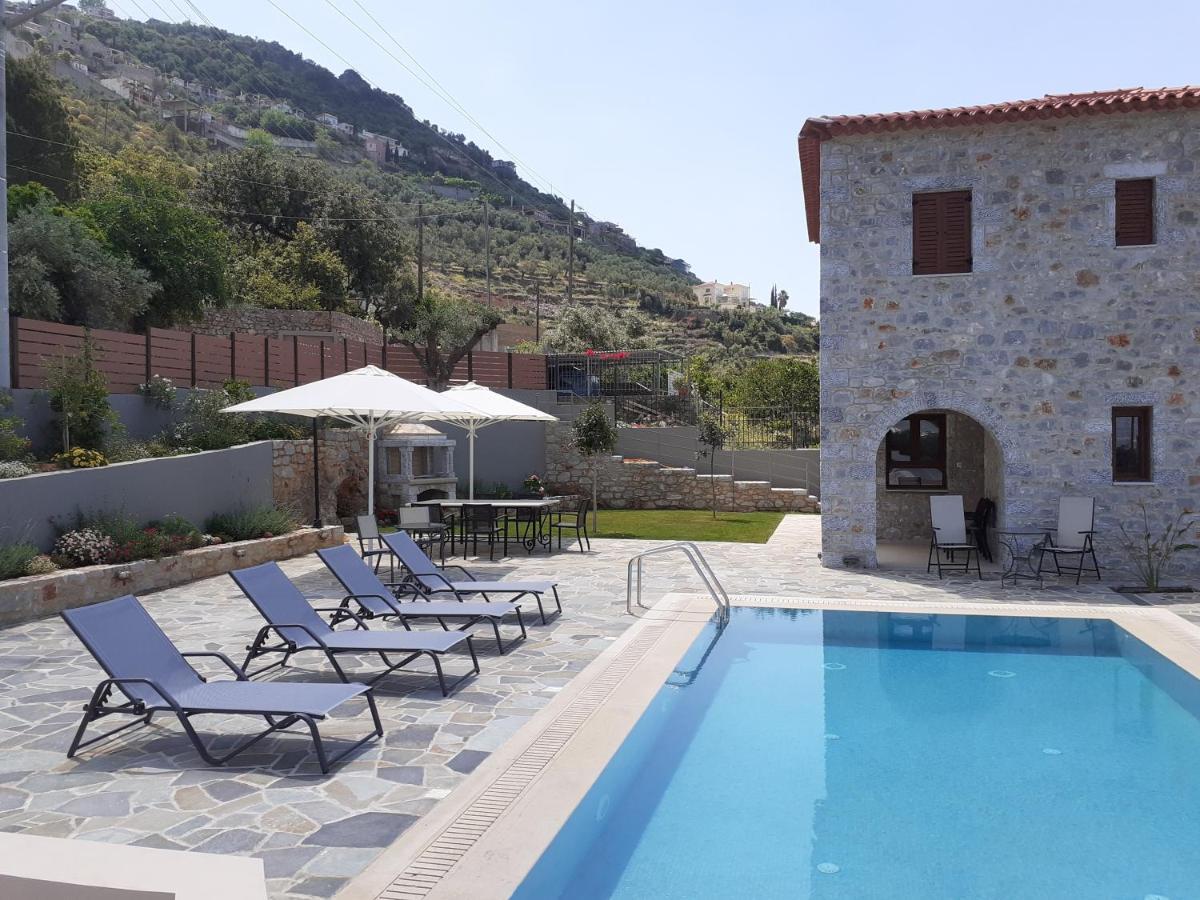 Villa Dafni Kalamata Esterno foto